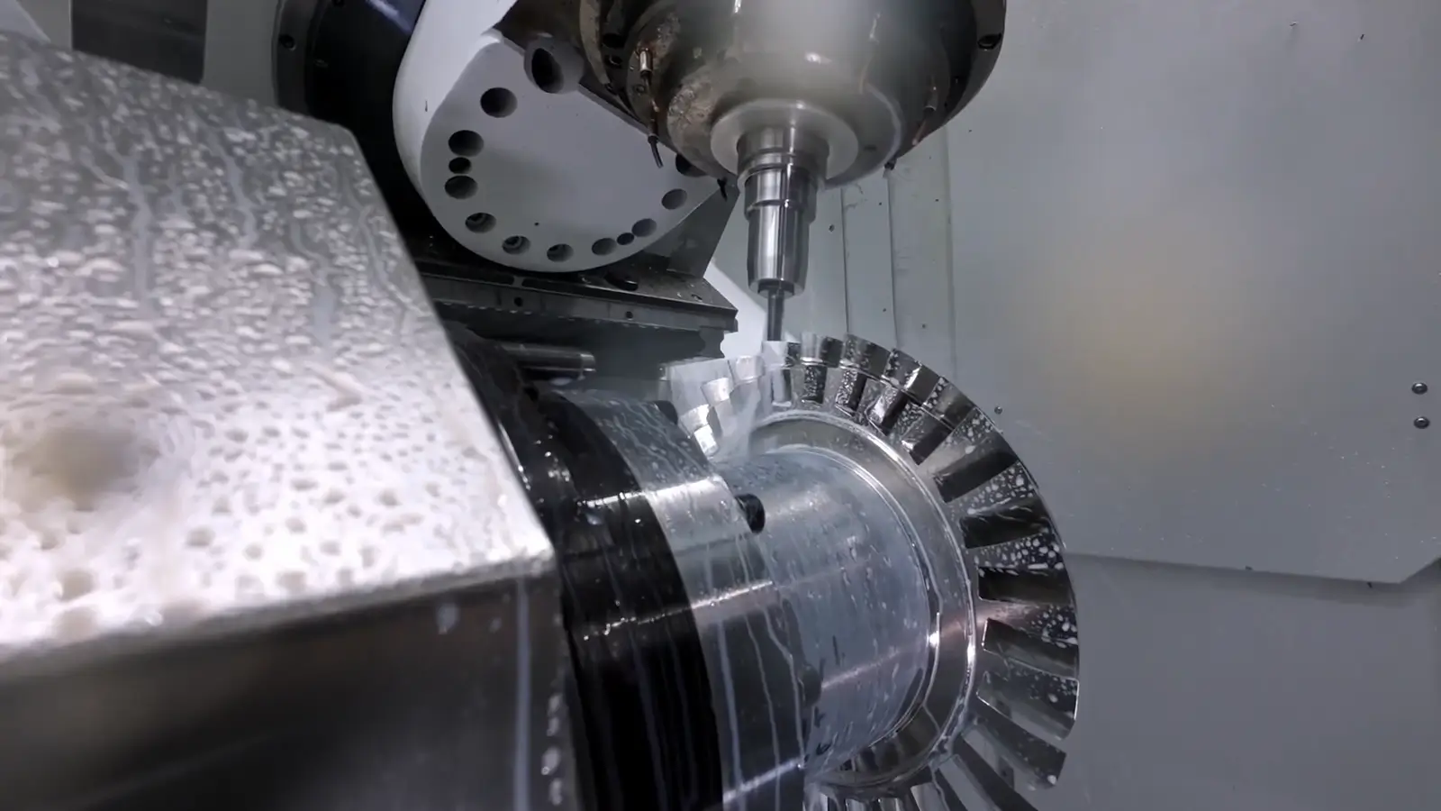 Aerospace Engine Blisk by 5 axis machining