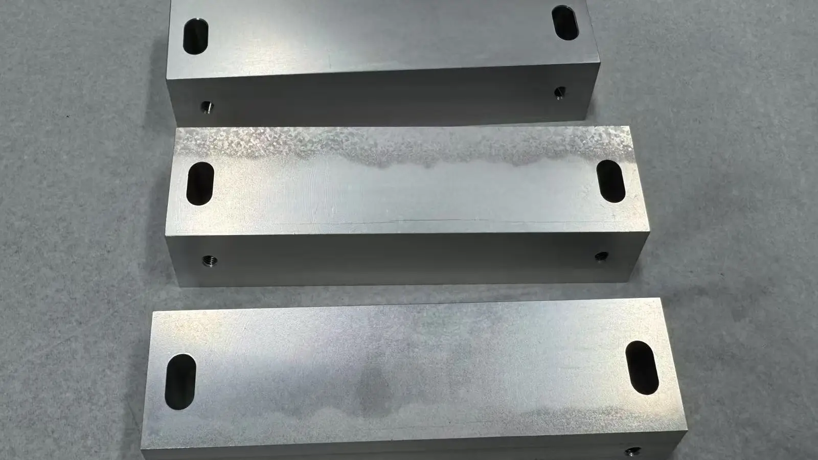 cnc parts with improper drying anodizing