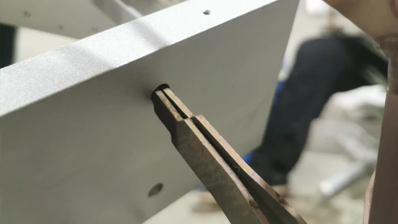 contact mark with fixture for anodizing